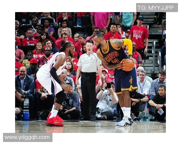 凯尔特人与汉密尔顿的激烈对决展现篮球魅力与团队精神