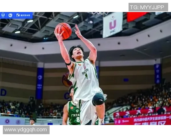 广东与上海篮球对决直播精彩瞬间全程回顾与分析 广东与上海篮球对决直播精彩瞬间全程回顾与分析